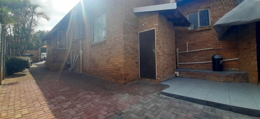 To Let 3 Bedroom Property for Rent in Bodorp North West